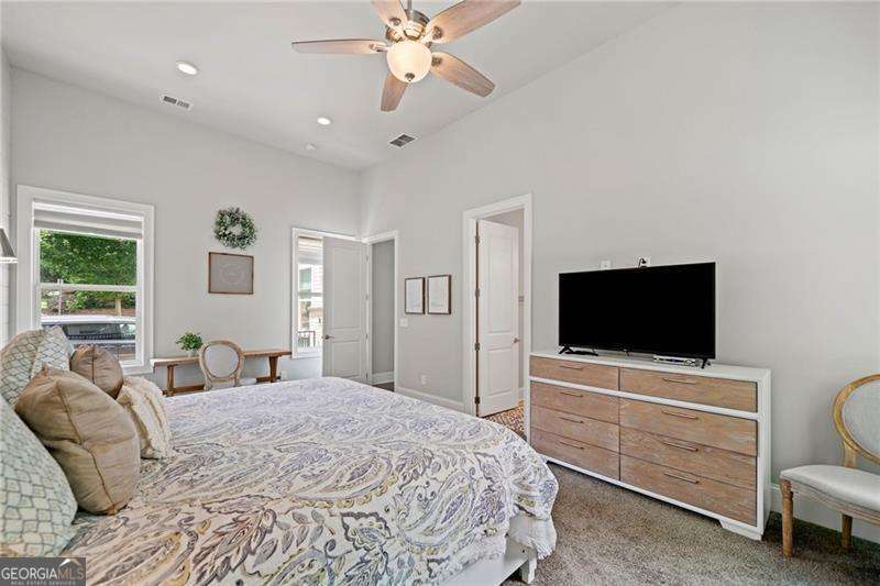 Park Place on Fowler - Residential