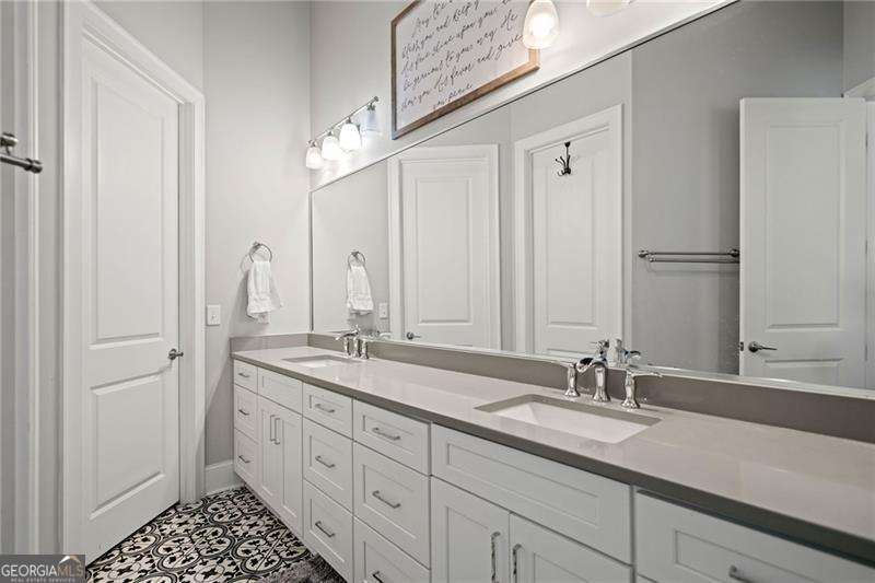 Park Place on Fowler - Residential