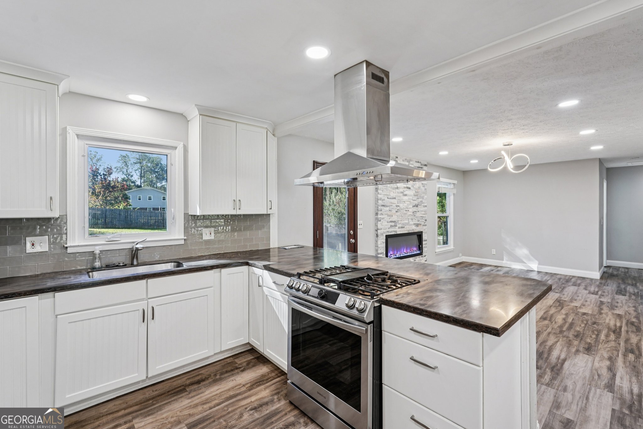 Lamplighter - Residential