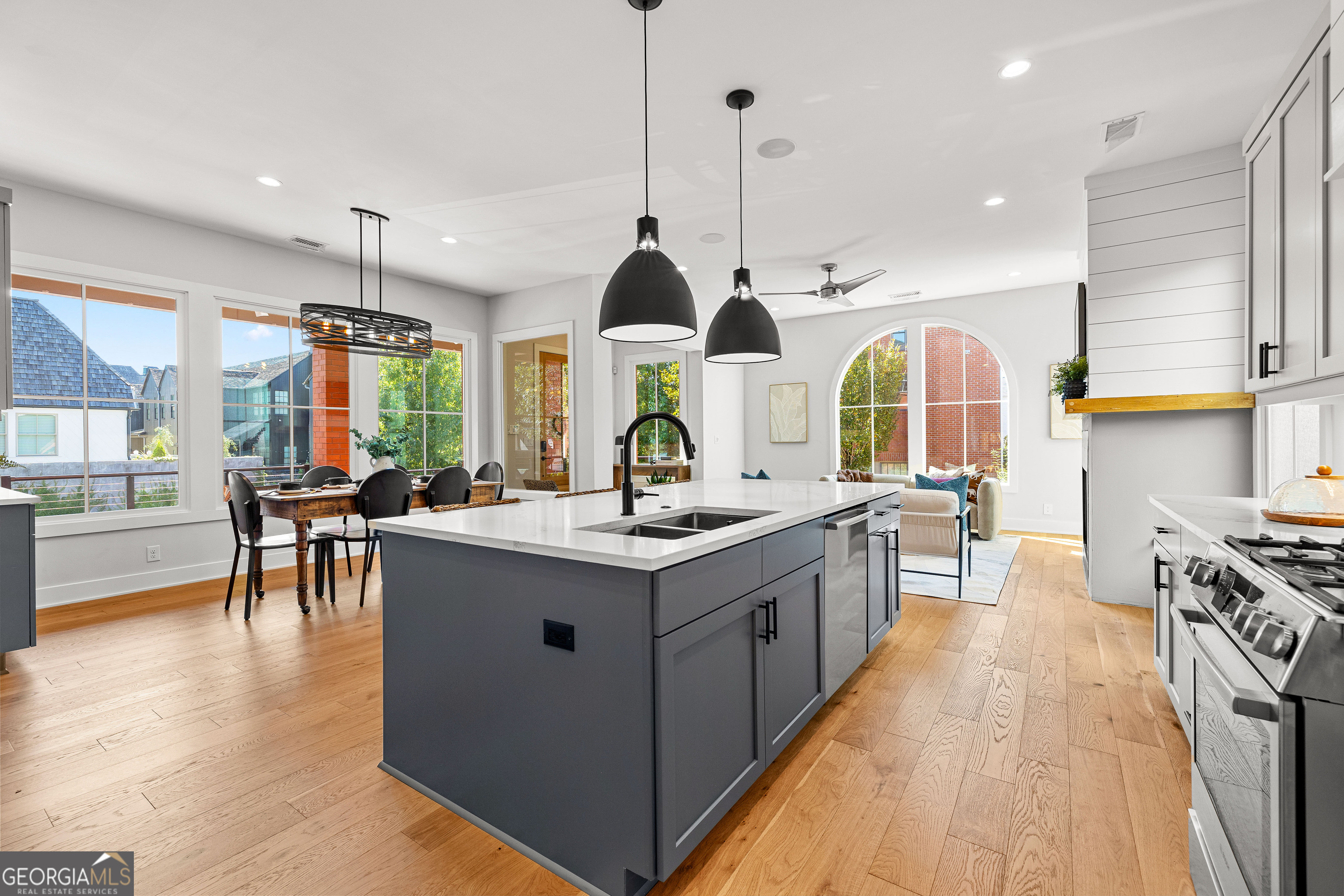 Fayetteville, Georgia 30214, United States, 4 Bedrooms Bedrooms, ,4 BathroomsBathrooms,Residential,Active,229016