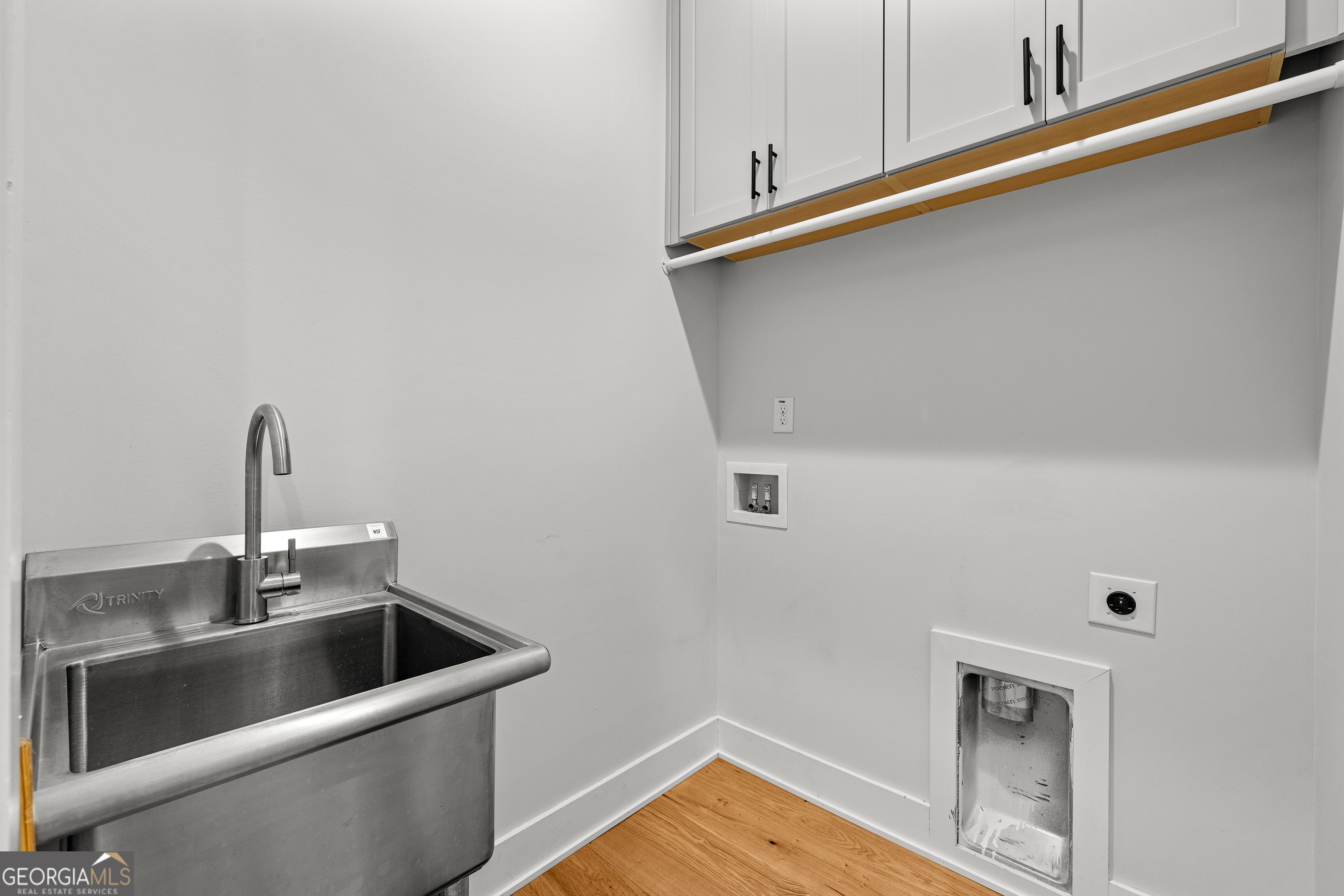 Fayetteville, Georgia 30214, United States, 4 Bedrooms Bedrooms, ,4 BathroomsBathrooms,Residential,Active,229016