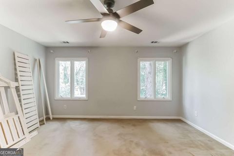 A home in Lilburn