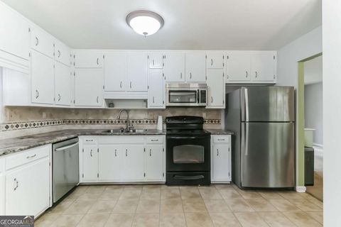 A home in Lilburn