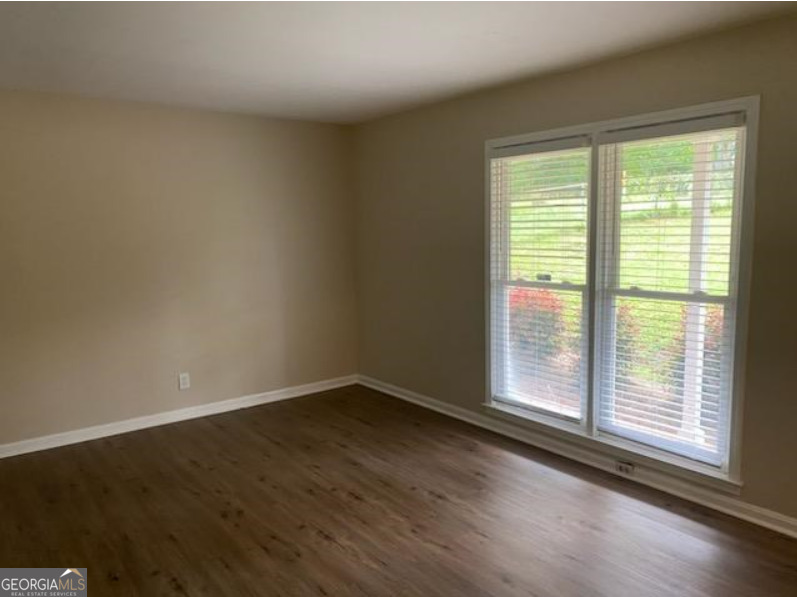 3300 Primrose RD