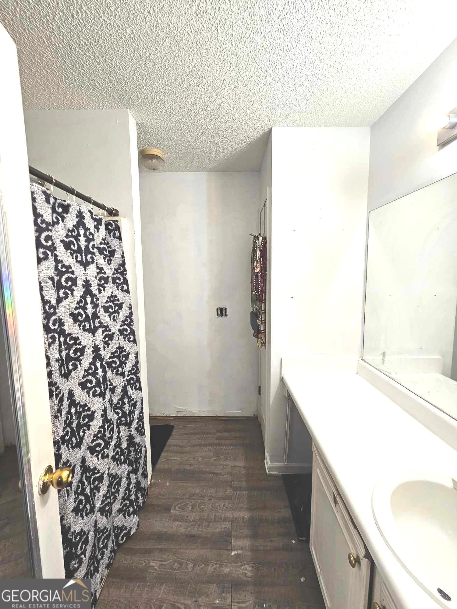 Creekwood Station - Residential