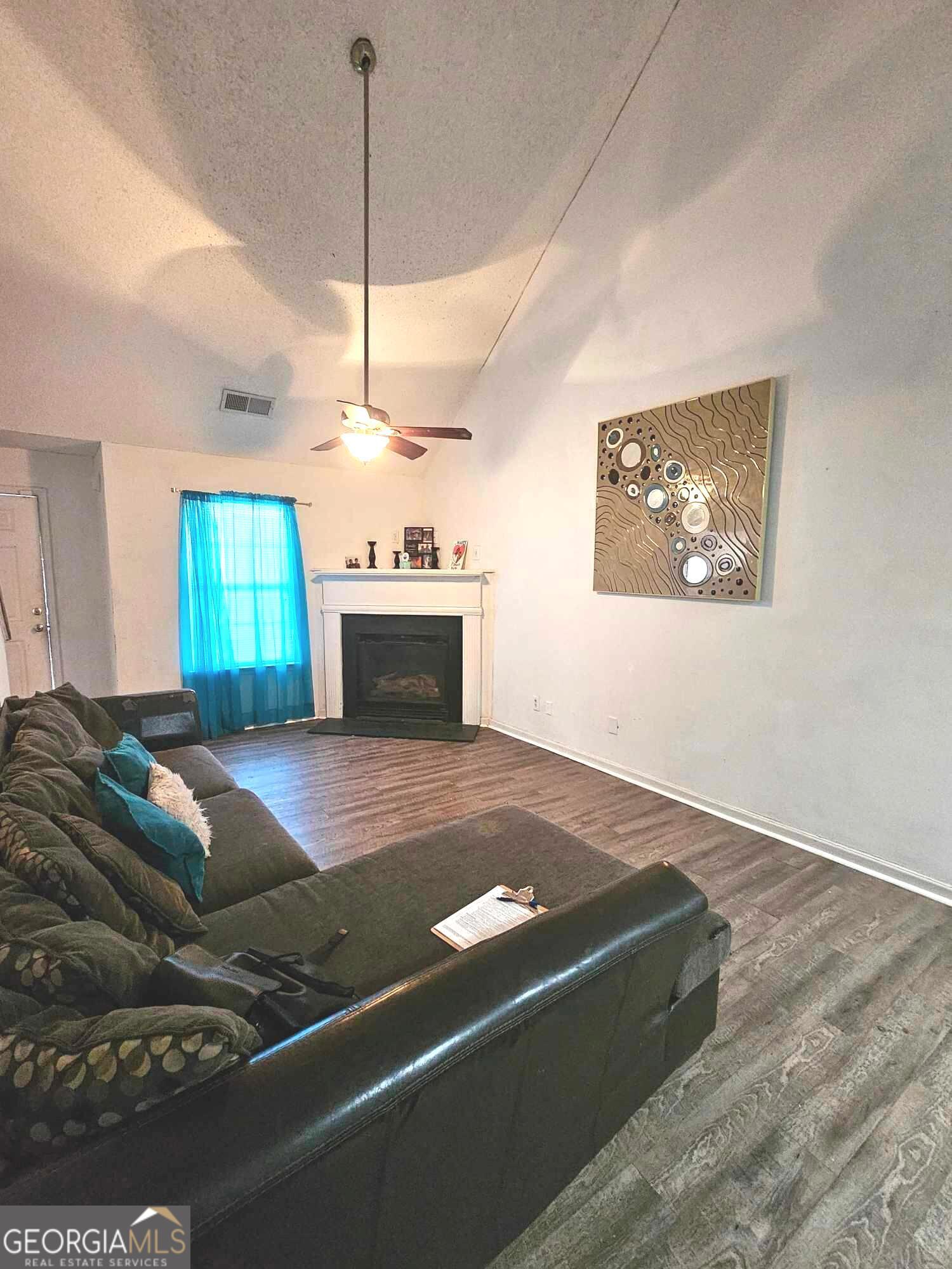 Creekwood Station - Residential