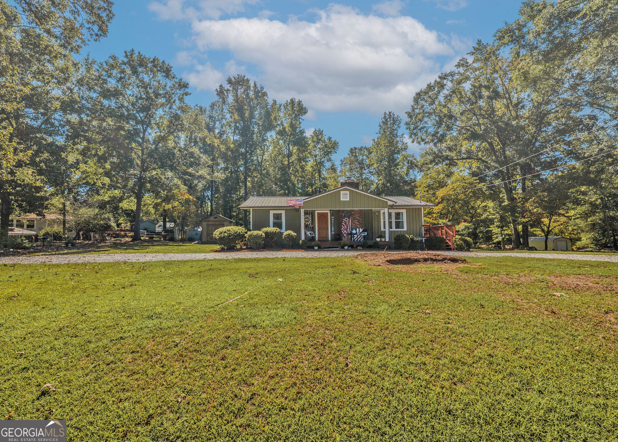 991 Lakeshore RD