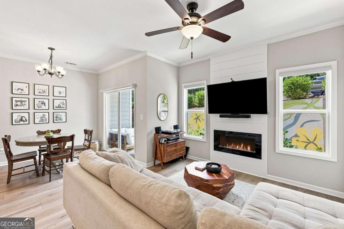 1489 Bluff Valley CIR