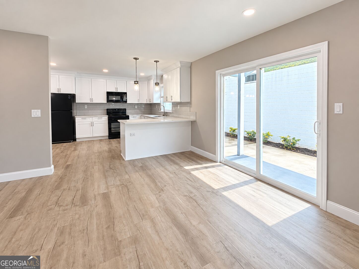 1014 Highland AVE