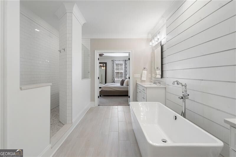 Mountain Walk - Residential Lease
