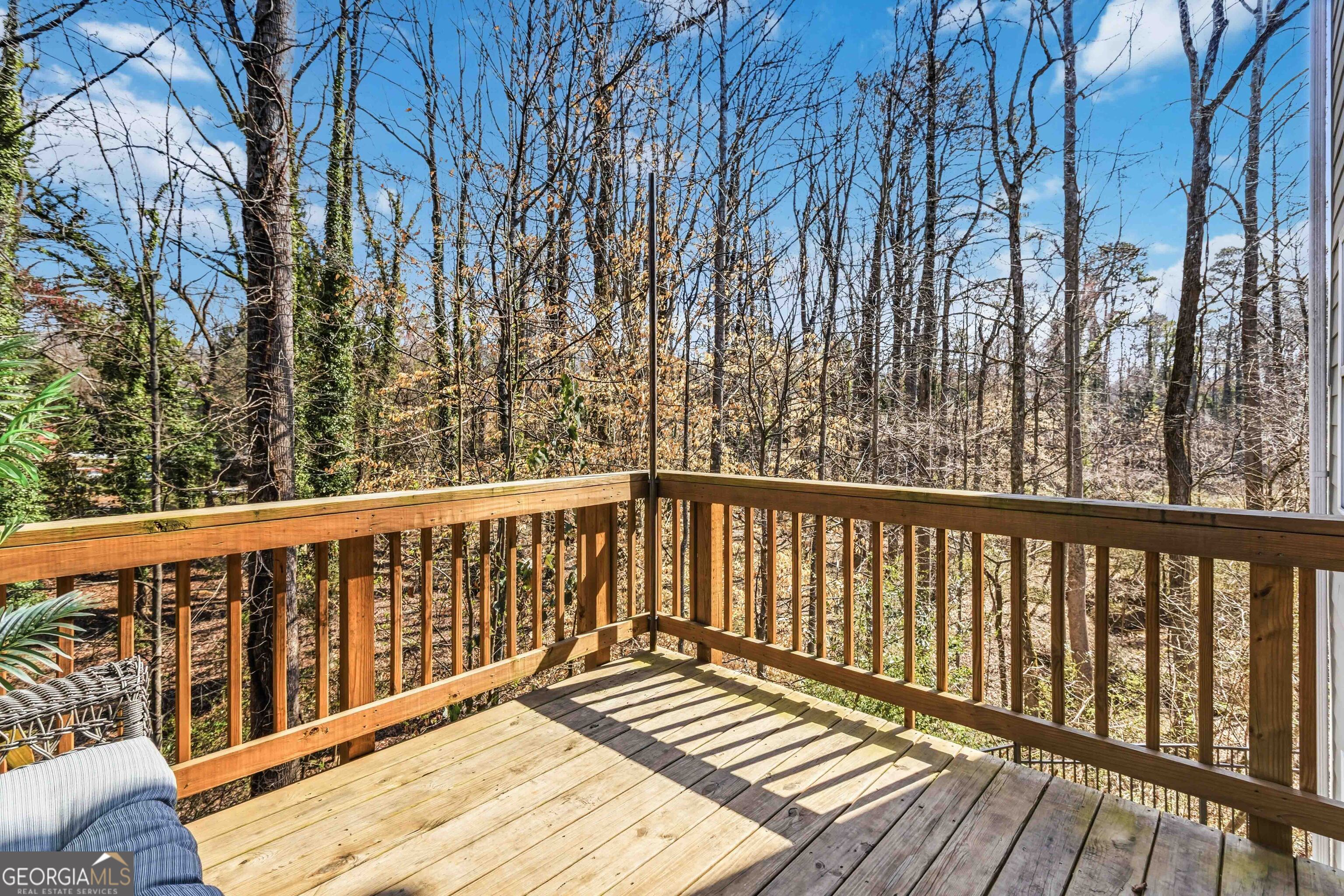 1520 Bluff Valley CIR