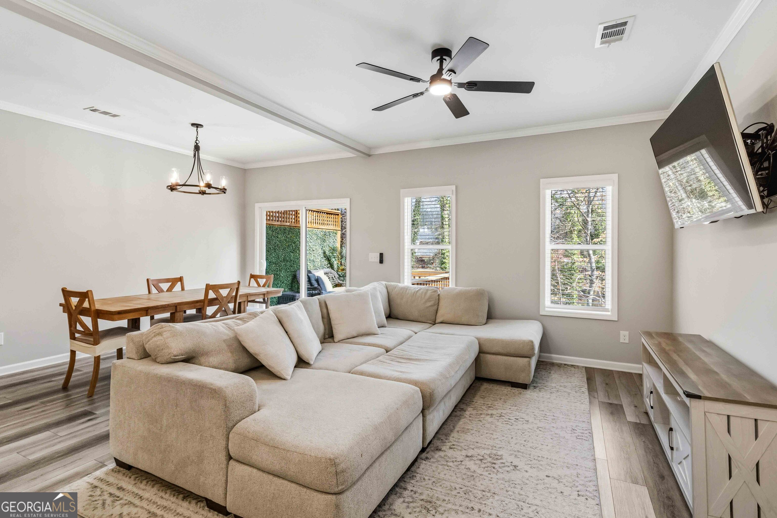 1520 Bluff Valley CIR