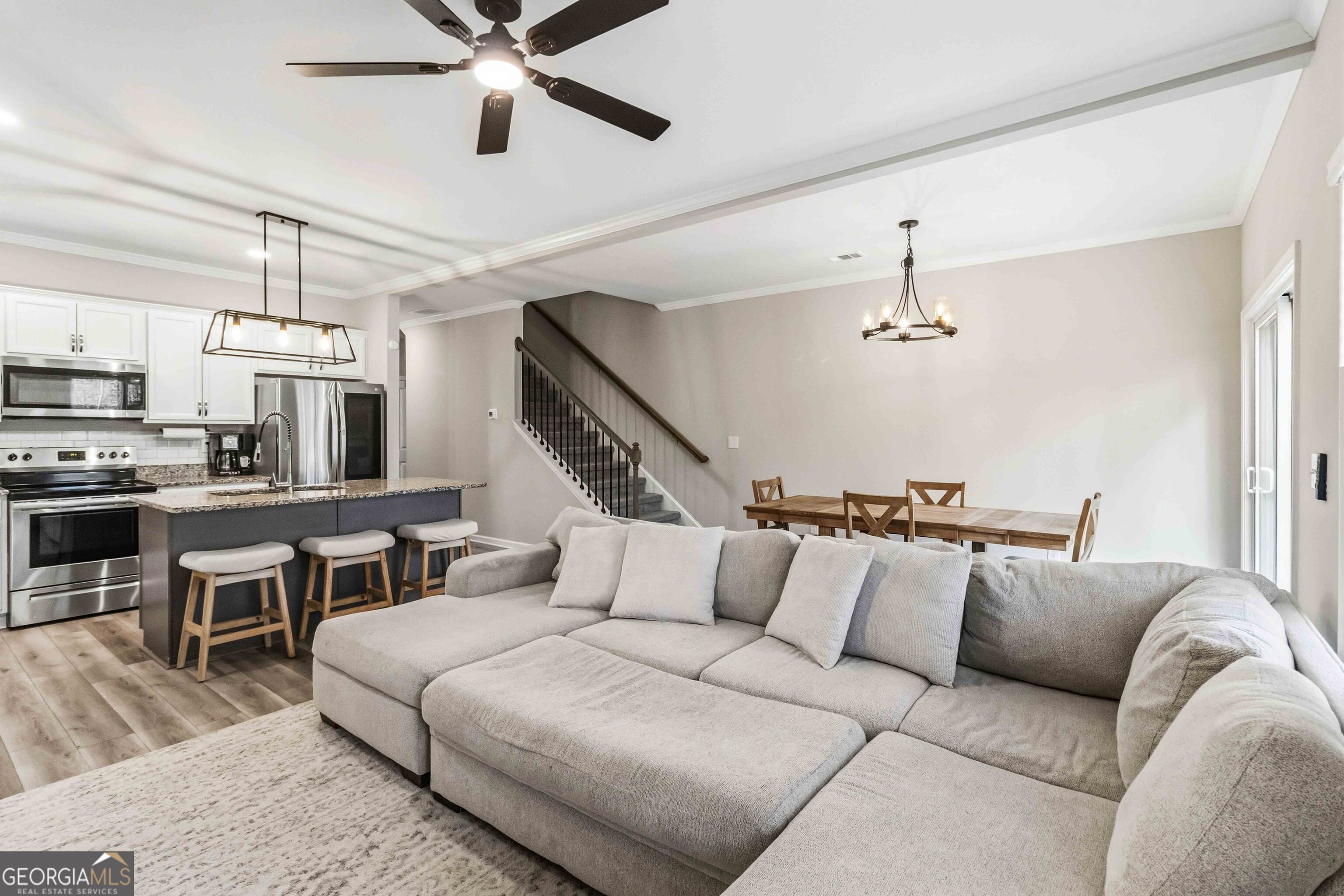 1520 Bluff Valley CIR