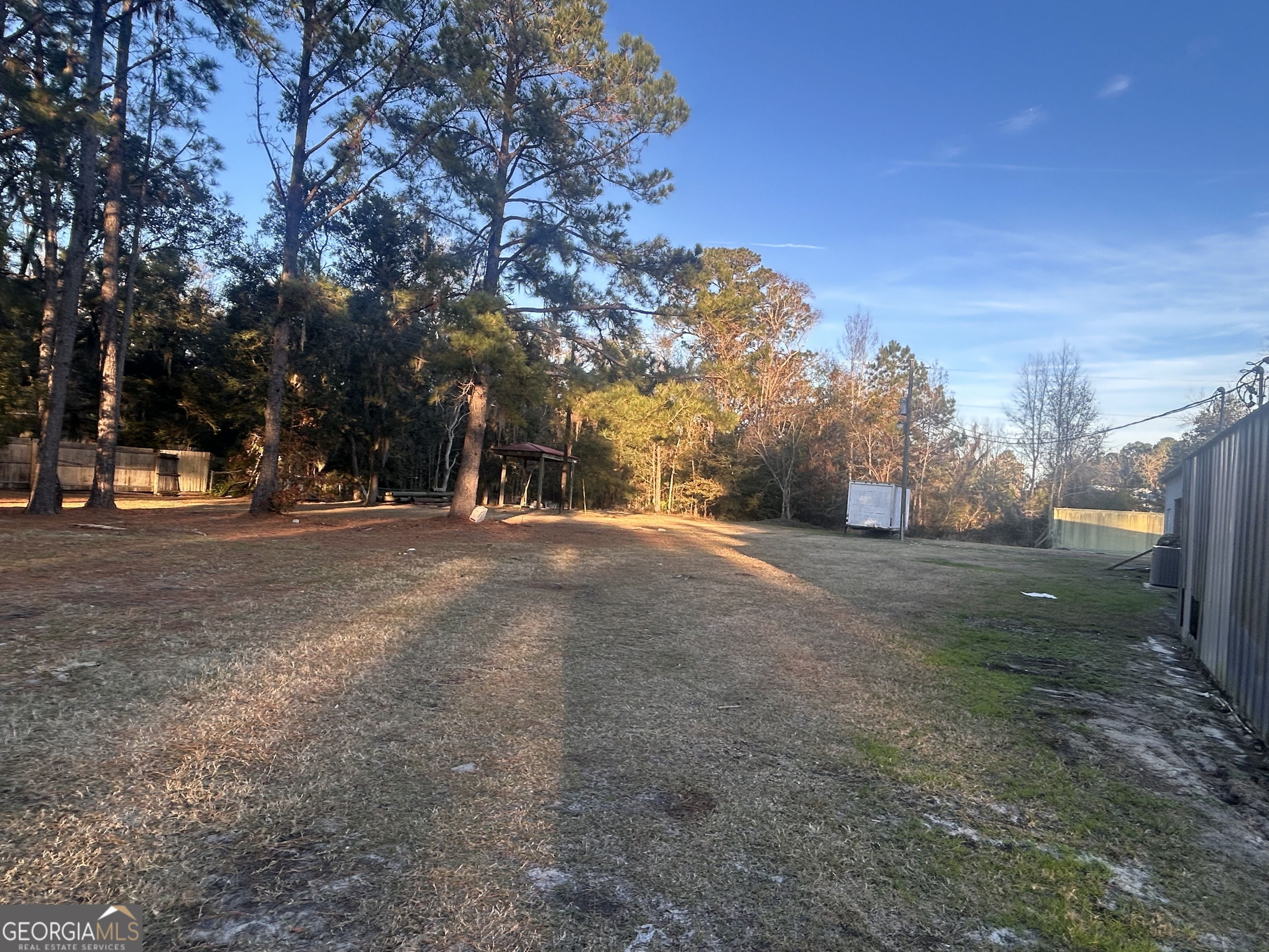 6523 Harrietts Bluff RD