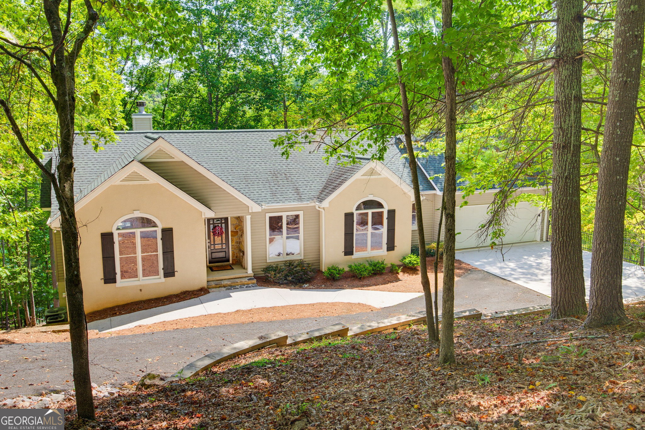 406 Arrowood Pointe