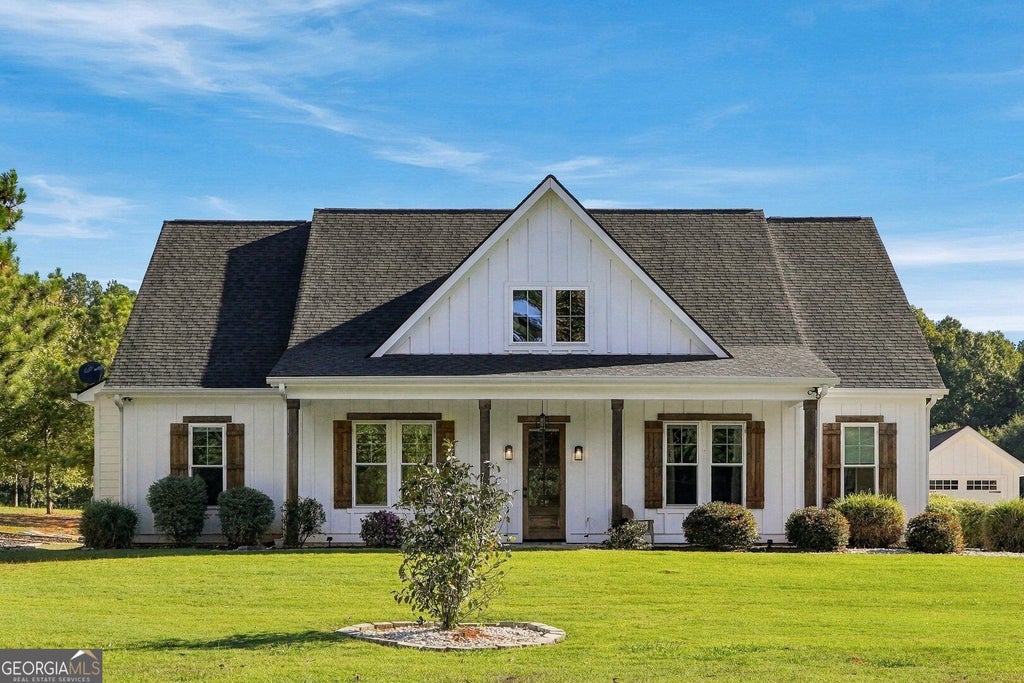 Photo of 3408 Cox Cemetery Road, Social Circle, GA 30025 (MLS # 10878418)
