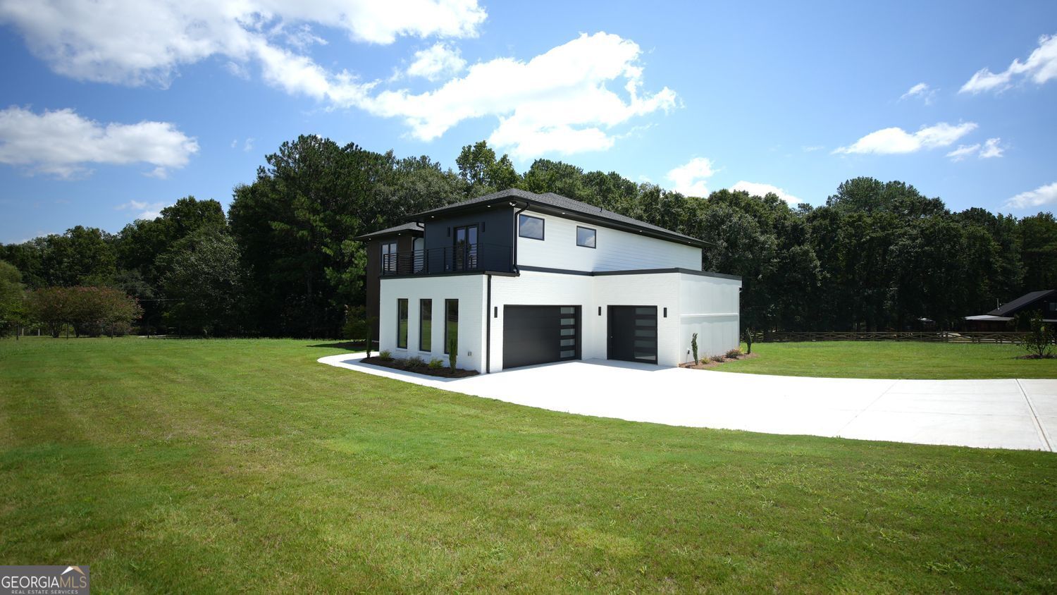3295 Kelly Glen CT