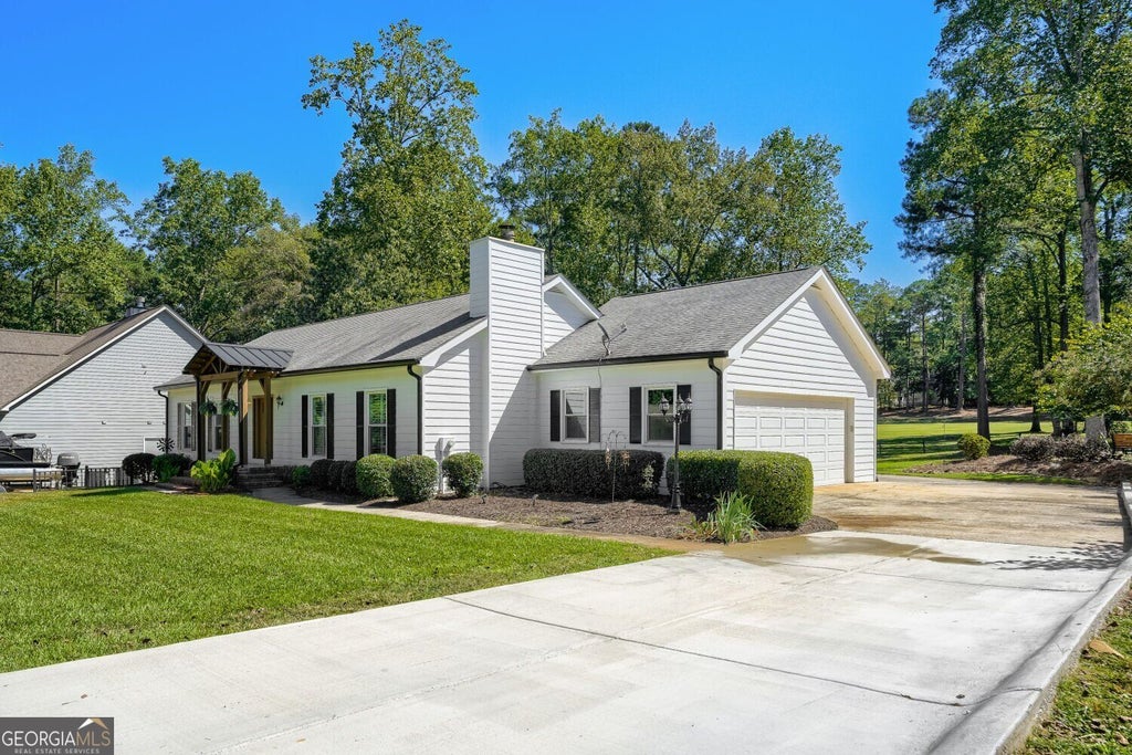 Photo of 7270 Tara Drive, Villa Rica, GA 30180 (MLS # 10857380)