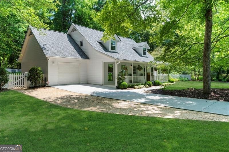 205 Mayfield CIR