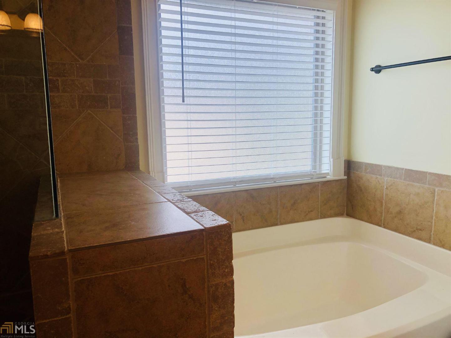 The Highlands At Newnan Crossing - Residential