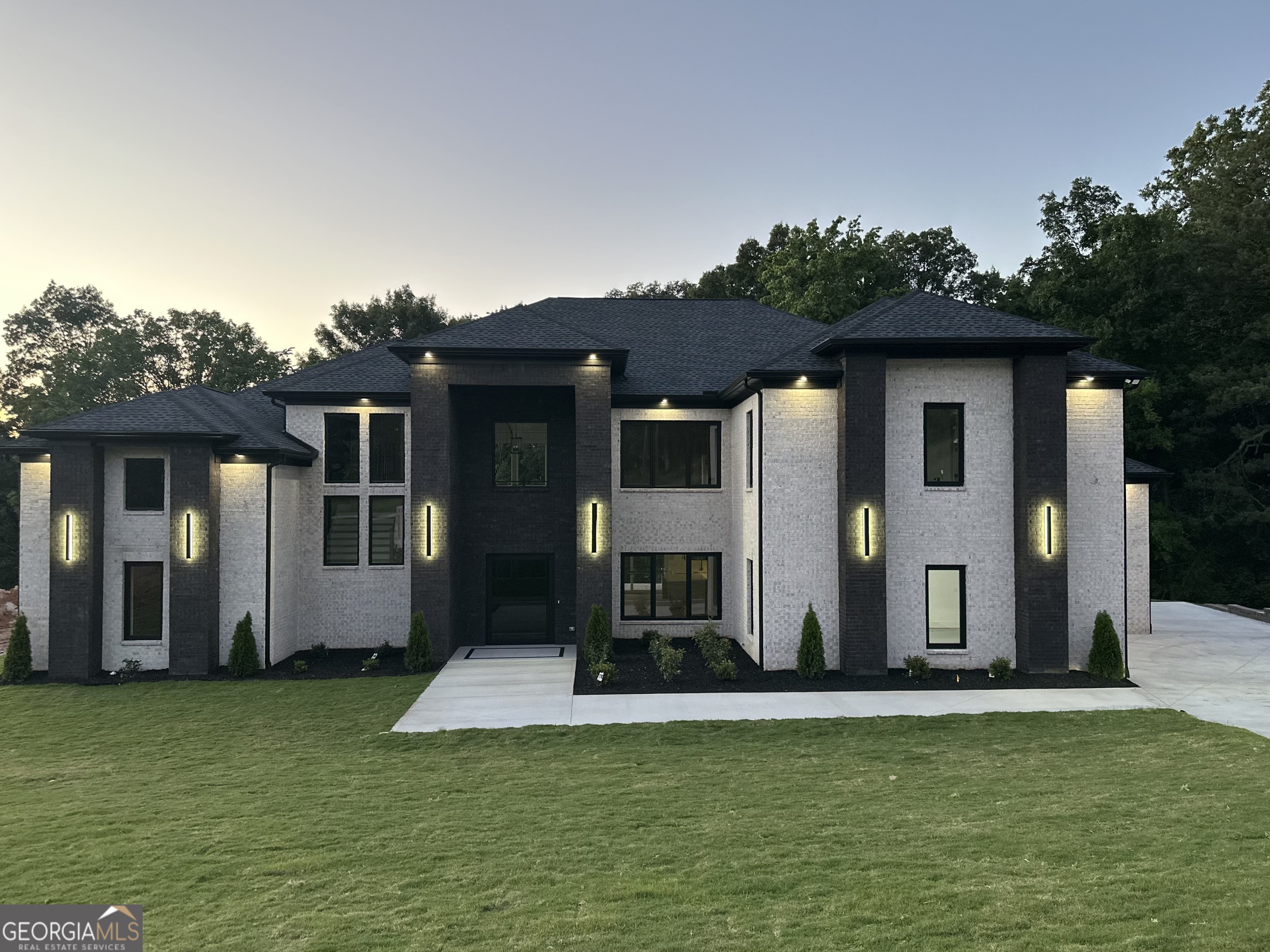 972 Auburn RD