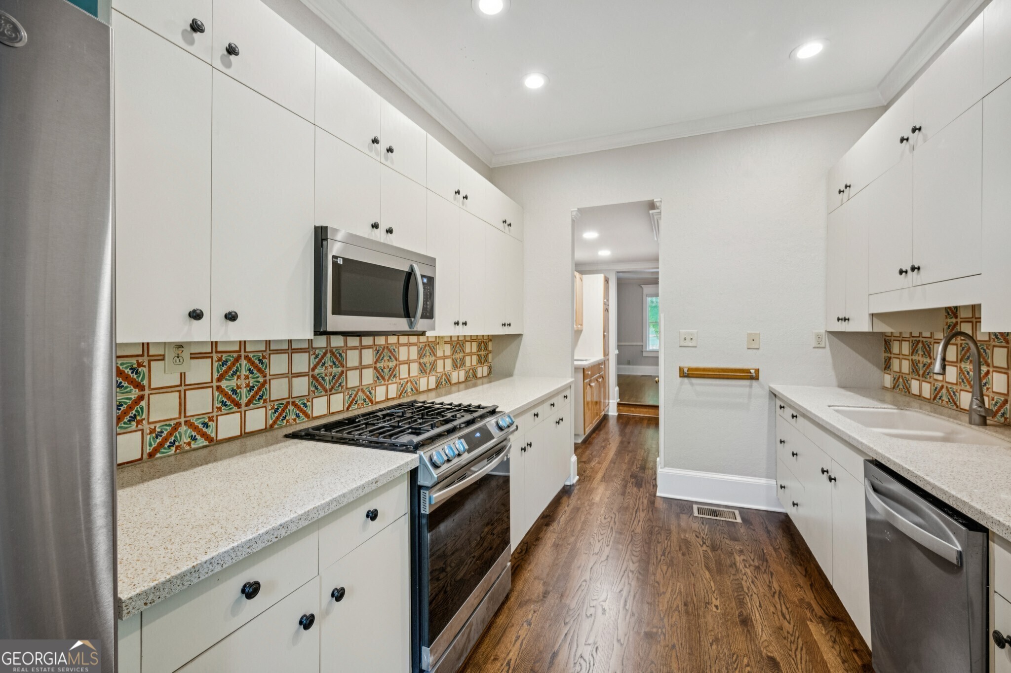 952A Edgewood AVE NE