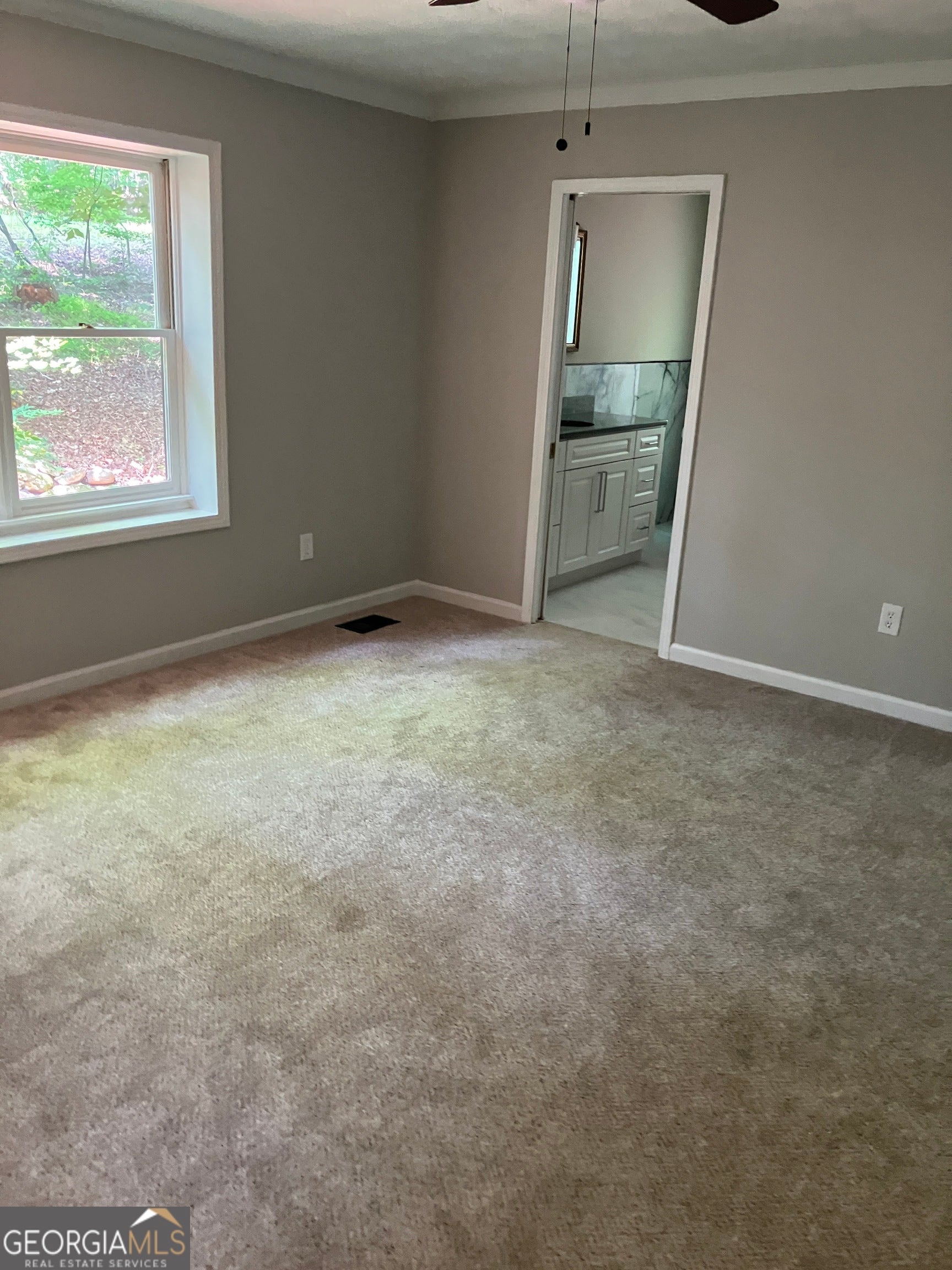 19 ROCKY SHOALS RD