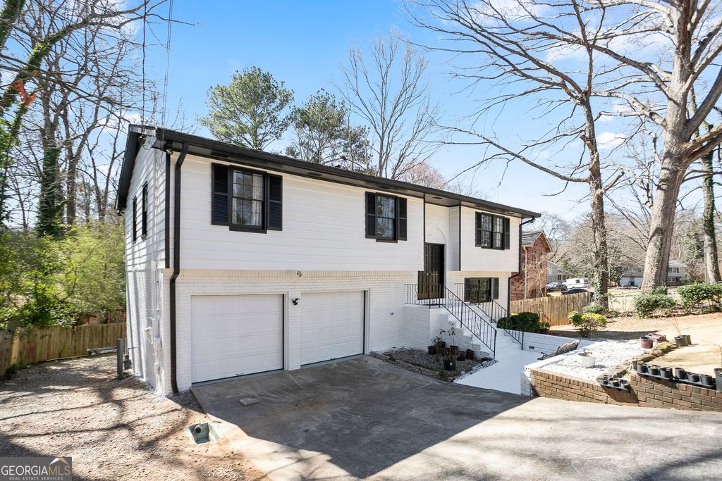 Photo of 3959 EMERALD SPRINGS Court #3, Decatur, GA 30035 (MLS # 10665034)