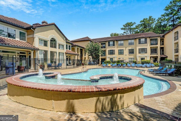 3777 PEACHTREE RD NE APT 513, BROOKHAVEN, GA 30319 - Image 06280d1b19d9b0f9660ebb6bbda0c0ff/1686303324