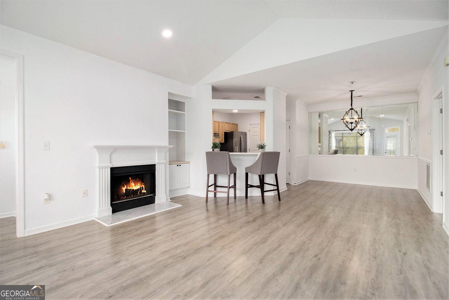 DEVINSHIRE CONDO - Residential