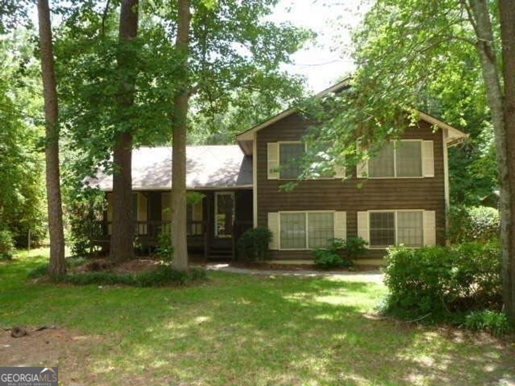 Photo of 1950 Morris Drive, Riverdale, GA 30296 (MLS # 10663777)