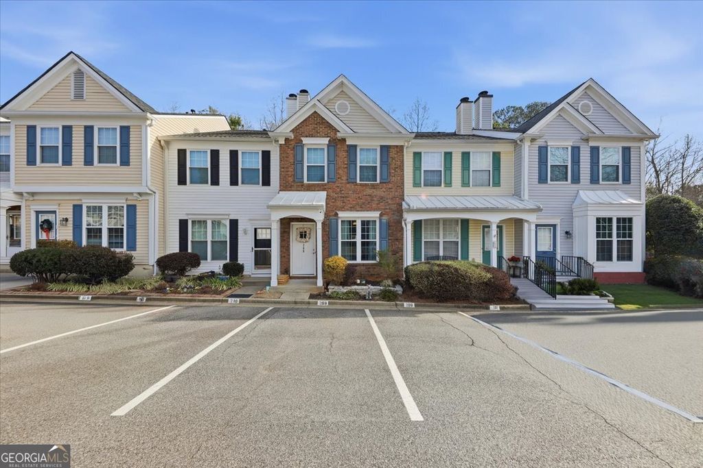 Photo of 209 Buckland Drive, Alpharetta, GA 30022 (MLS # 10736890)
