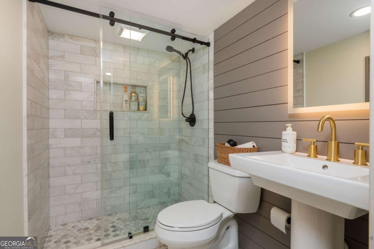 Chimney Springs - Residential