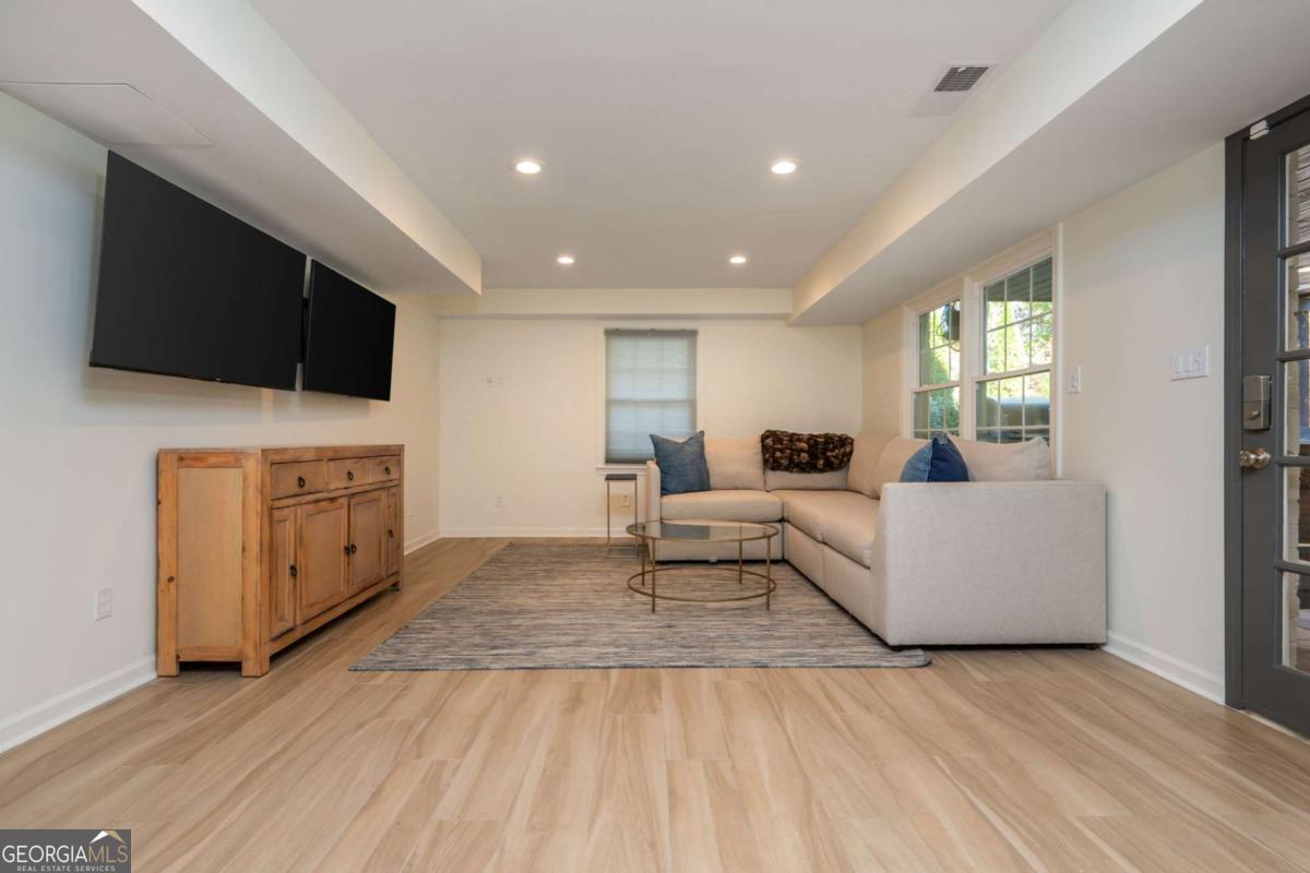 Chimney Springs - Residential