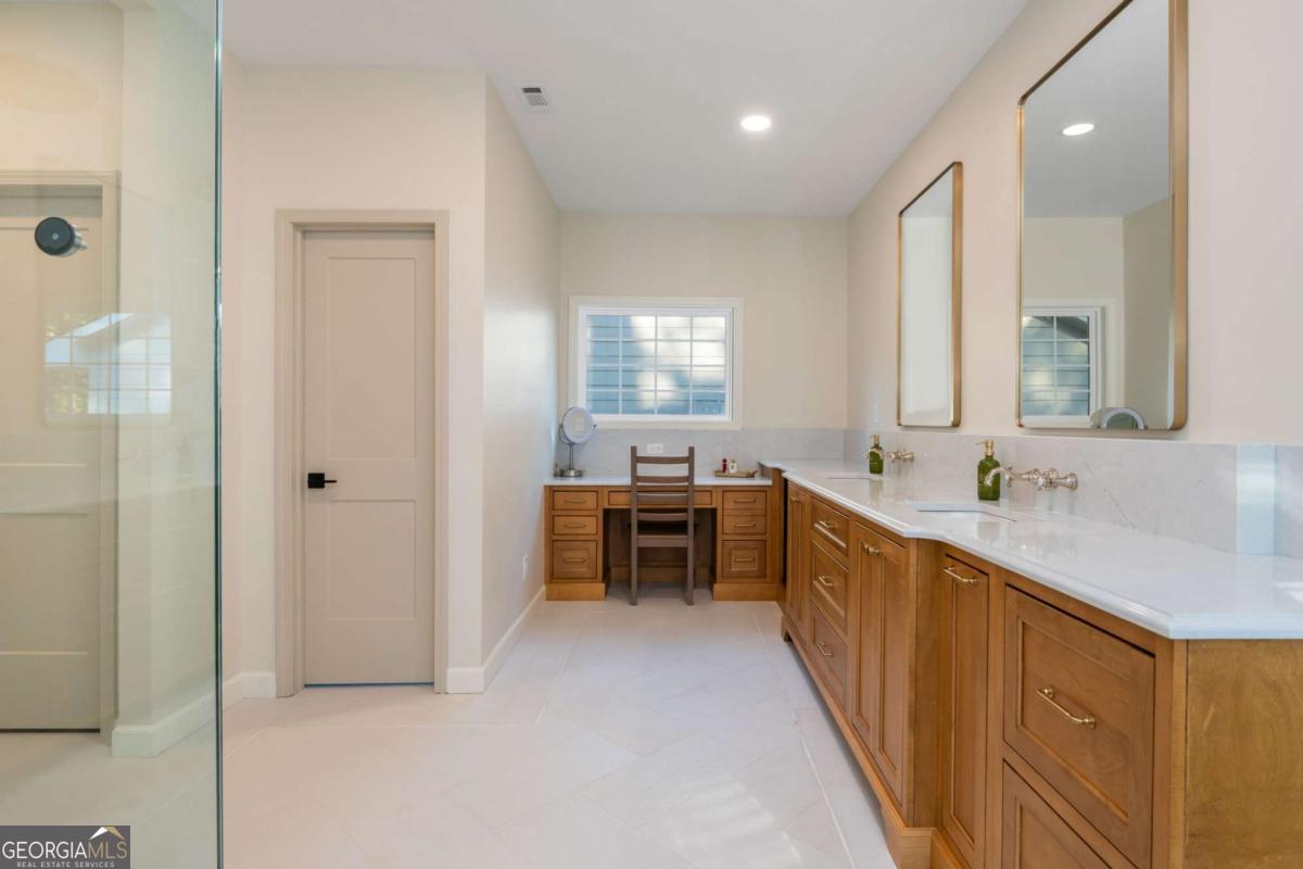 Chimney Springs - Residential