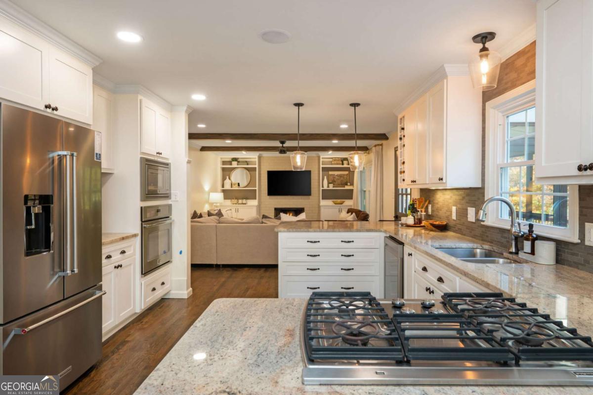 Chimney Springs - Residential