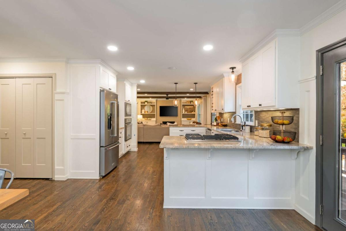 Chimney Springs - Residential