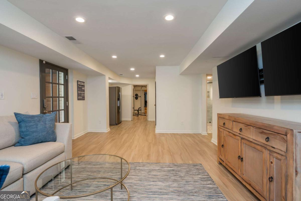 Chimney Springs - Residential