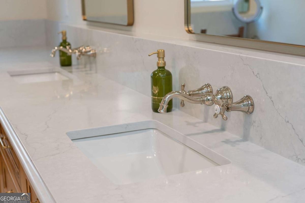 Chimney Springs - Residential