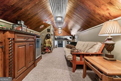 listing image 42