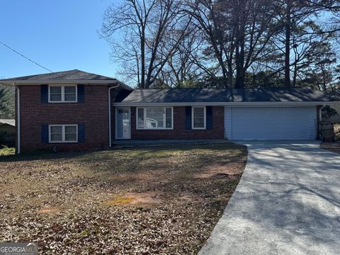 239 Andrea CIR Lilburn GA 30047