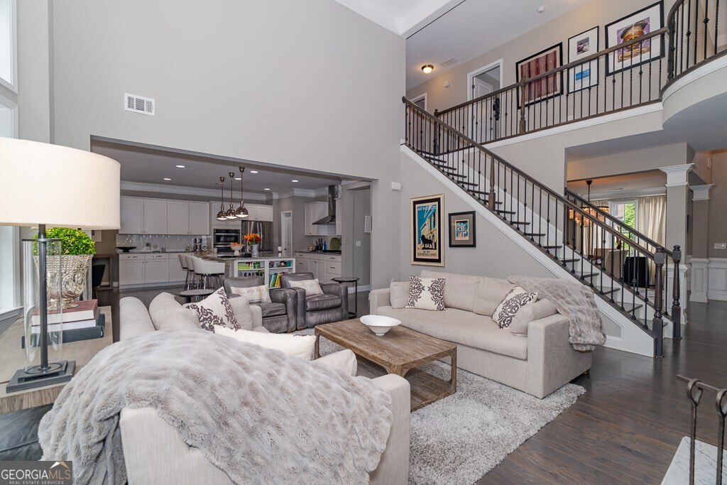 2720 Garonne WAY
