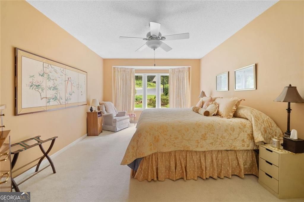 Roswell, Georgia 30075, United States, 5 Bedrooms Bedrooms, ,4 BathroomsBathrooms,Residential,Active,162044