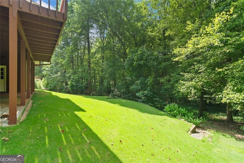 Roswell, Georgia 30075, United States, 5 Bedrooms Bedrooms, ,4 BathroomsBathrooms,Residential,Active,162044