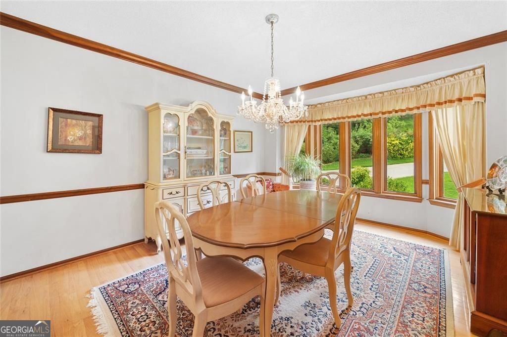 Roswell, Georgia 30075, United States, 5 Bedrooms Bedrooms, ,4 BathroomsBathrooms,Residential,Active,162044