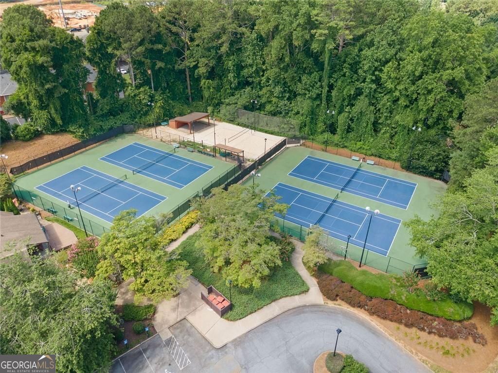 Roswell, Georgia 30075, United States, 5 Bedrooms Bedrooms, ,4 BathroomsBathrooms,Residential,Active,162044