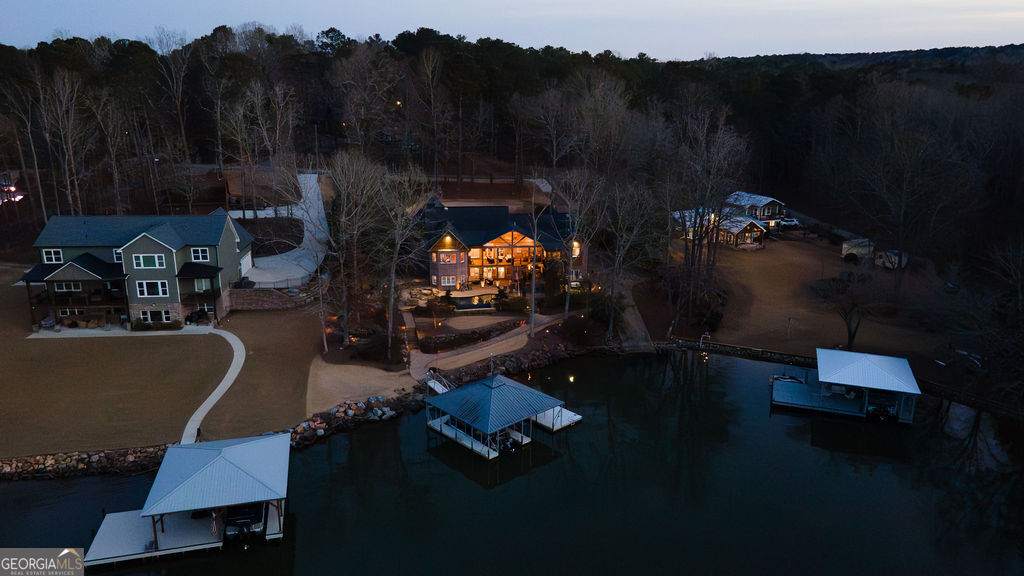 139 Lake Pines CIR
