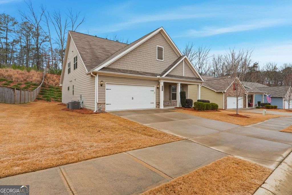 Photo of 151 Rolling Hills Place, Canton, GA 30114 (MLS # 10679189)