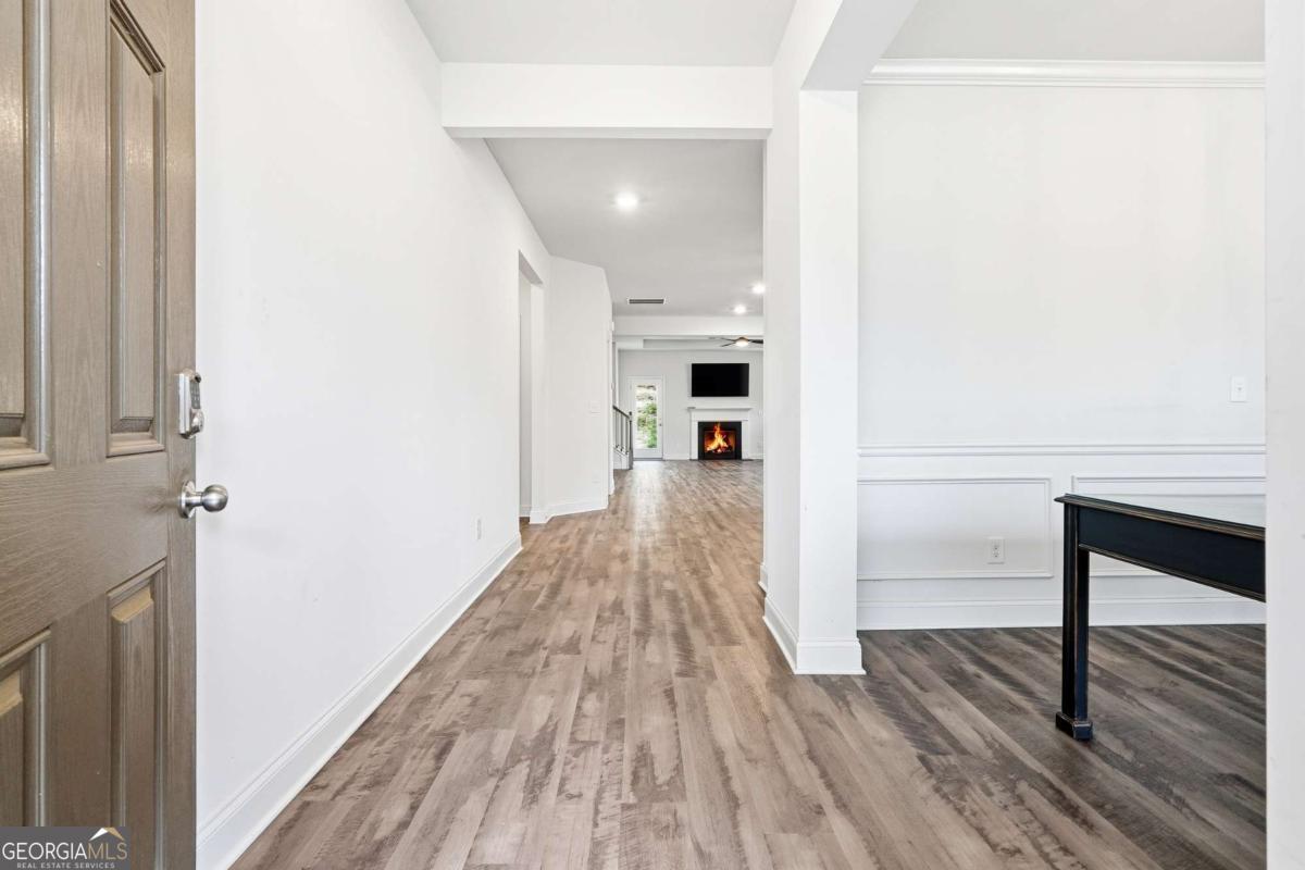 151 Rolling Hills PL