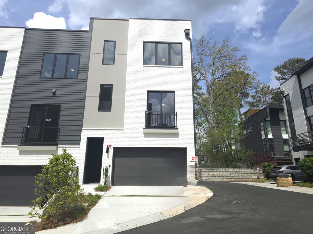 Photo of 432 Cedar Dust Drive, Decatur, GA 30030 (MLS # 10725908)